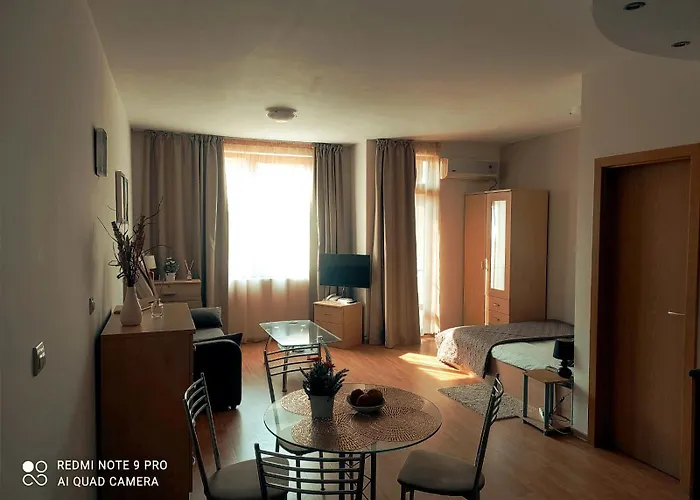 Paradise Place In The Garden Of Eden By The * סבטי ולאס